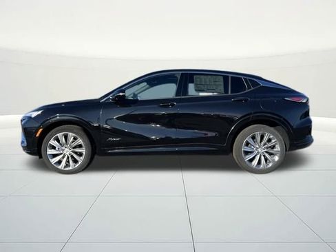 New 2025 Buick Envista Avenir image 2