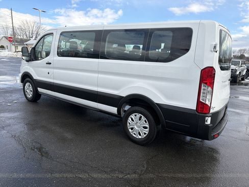 Used 2023 Ford Transit 350 XLT image 6