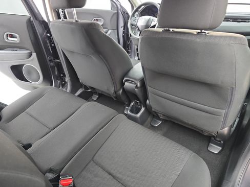 Used 2017 Honda HR-V EX image 11