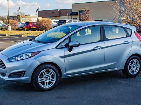 Used 2019 Ford Fiesta SE w/ Equipment Group 201A image 3