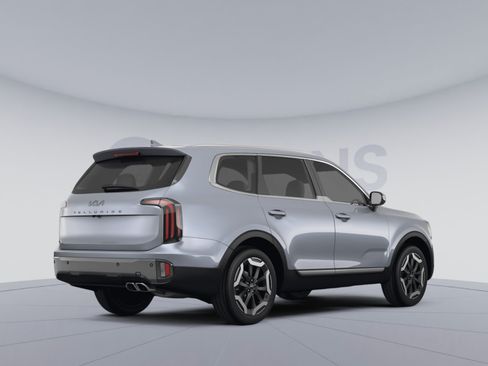 Used 2024 Kia Telluride EX w/ EX Captain's Chair Package AWD/4WD image 4