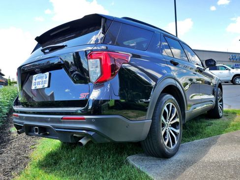 Used 2020 Ford Explorer ST w/ Premium Technology Package AWD/4WD image 6