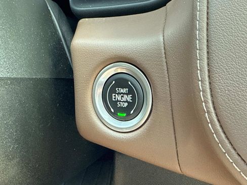 Used 2022 Chevrolet Tahoe High Country image 12