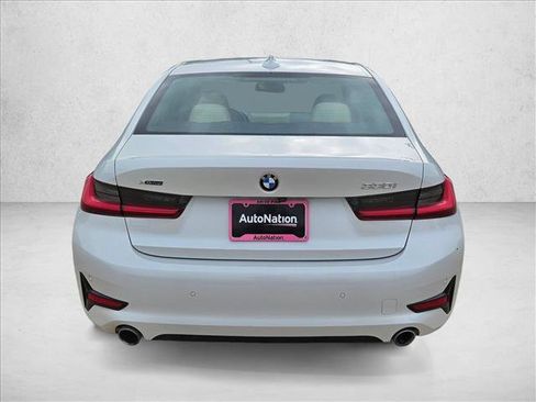 Used 2020 BMW 330i xDrive Sedan w/ Convenience Package AWD/4WD image 7