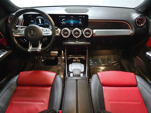 Used 2022 Mercedes-Benz GLB 35 AMG 4MATIC image 18