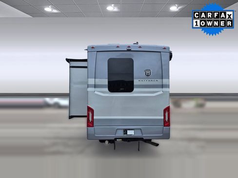 Used 2022 Mercedes-Benz Sprinter 3500 image 10