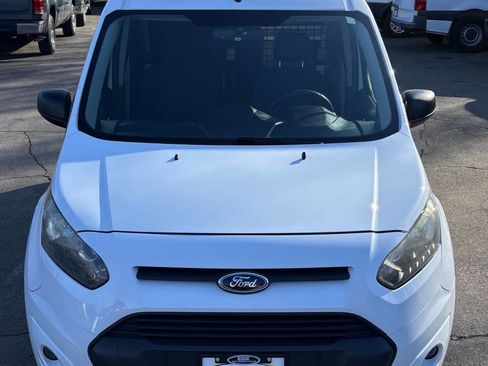 Used 2015 Ford Transit Connect XLT image 3