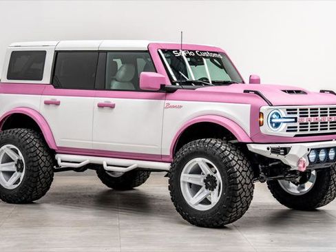 Used 2025 Ford Bronco Outer Banks image 4