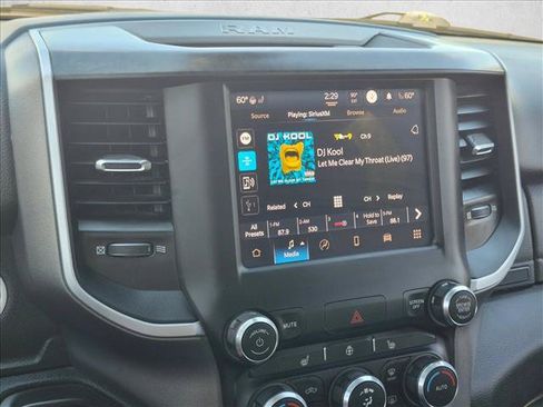 Used 2022 RAM 1500 Big Horn AWD/4WD image 12