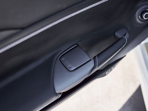 Used 2017 Ferrari 488 GTB image 37