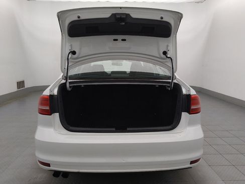 Used 2015 Volkswagen Jetta SE FWD image 29