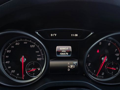 Used 2018 Mercedes-Benz GLA 250 4MATIC image 25