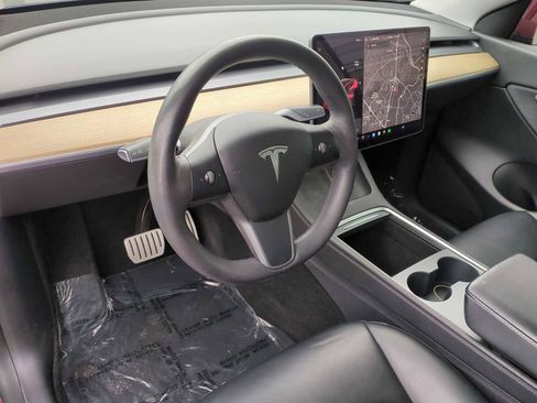 Used 2021 Tesla Model Y Performance image 10