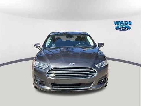 Used 2016 Ford Fusion Titanium image 2