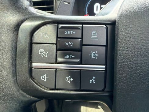 Used 2022 Ford F150 Raptor w/ Raptor 37 Performance Package AWD/4WD image 36