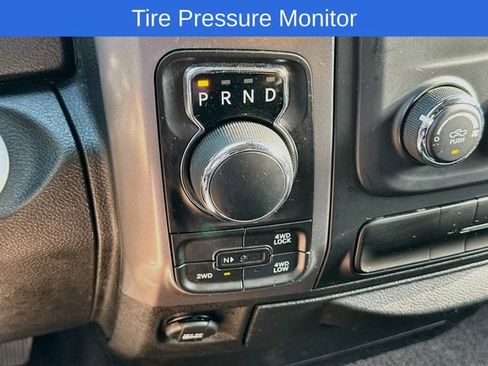Used 2024 RAM 1500 Classic SLT AWD/4WD image 18