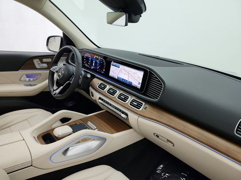 Certified 2024 Mercedes-Benz GLE 350 4MATIC image 19