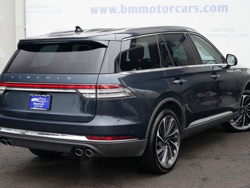 Used 2023 Lincoln Aviator Reserve w/ Equipment Group 201A image 3