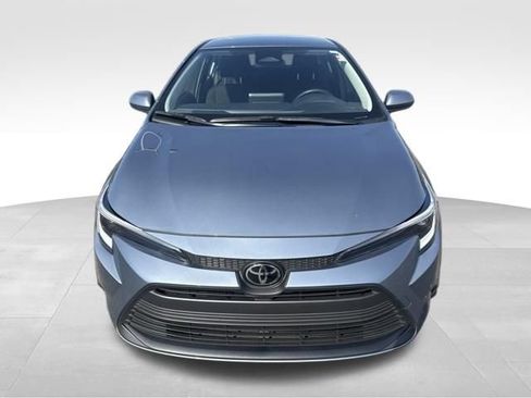 Used 2026 Toyota Corolla LE FWD image 8