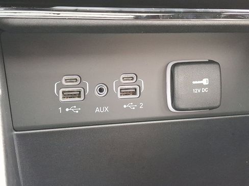 Certified 2025 Jeep Grand Cherokee Limited image 26