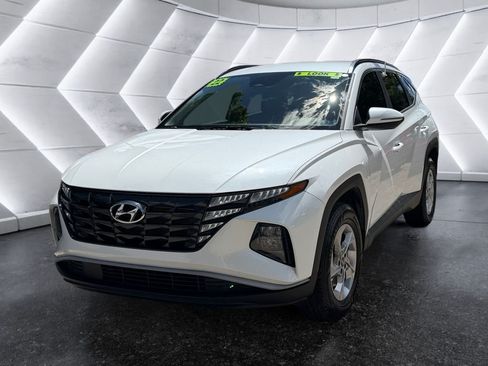 Used 2022 Hyundai Tucson SEL AWD/4WD image 3