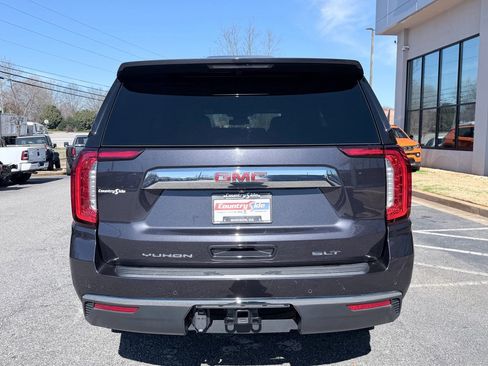 Used 2024 GMC Yukon SLT image 8