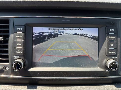 Used 2020 Kia Sedona EX FWD image 11