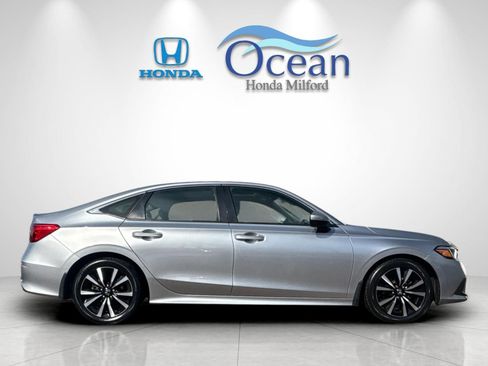 Certified 2023 Honda Civic EX image 6