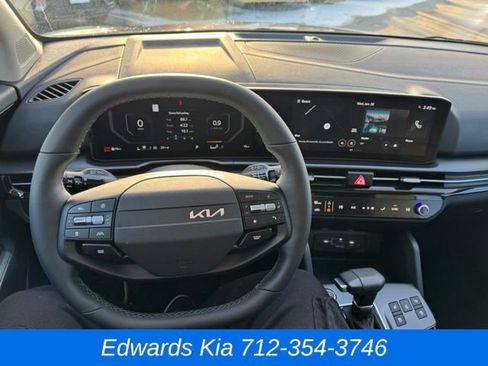 New 2026 Kia Sportage SX image 21