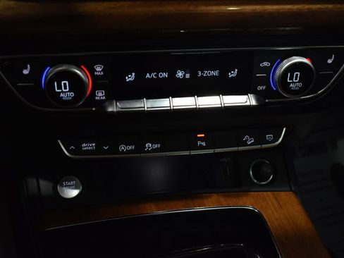 Used 2023 Audi Q5 2.0T Premium w/ Convenience Package AWD/4WD image 27
