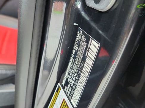 Used 2024 Mercedes-Benz GLC 300 4MATIC image 66