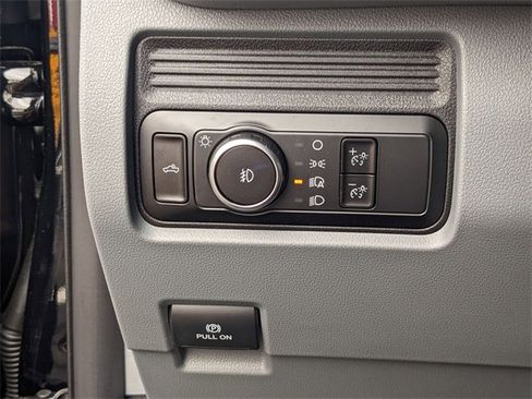 New 2025 Ford F350 XLT w/ FX4 Off-Road Package image 27