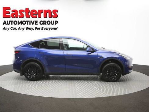 Used 2021 Tesla Model Y Long Range AWD/4WD image 37