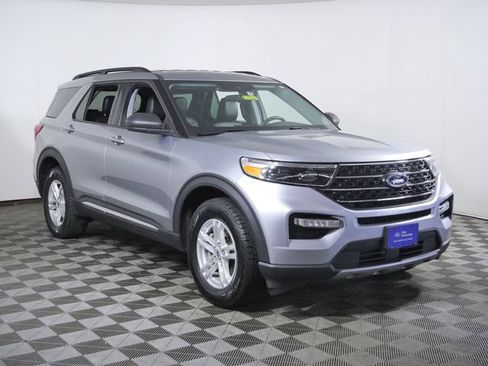 Certified 2024 Ford Explorer XLT w/ Equipment Group 202A AWD/4WD image 1