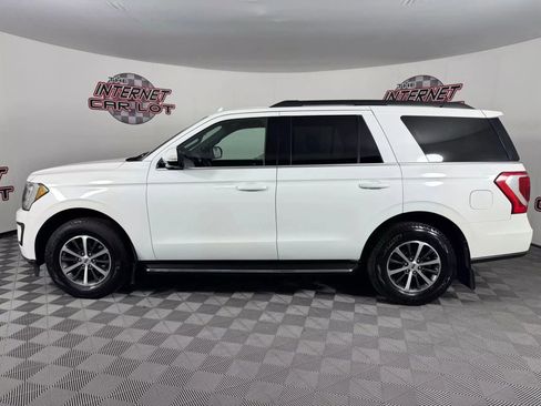 Used 2021 Ford Expedition XLT w/ Equipment Group 202A image 4