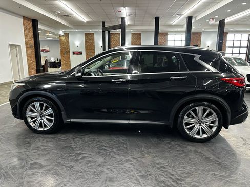 Used 2021 INFINITI QX50 Sensory w/ Cargo Package FWD image 8