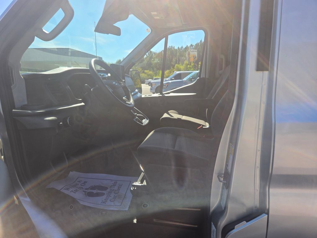Used 2024 Ford Transit 350 XLT AWD/4WD image 7