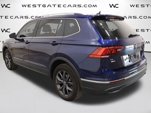 Used 2022 Volkswagen Tiguan SE image 3