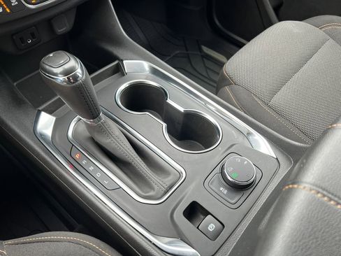 Used 2019 Chevrolet Traverse LT image 25