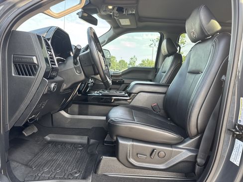 Used 2021 Ford F250 Lariat w/ Lariat Ultimate Package AWD/4WD image 17