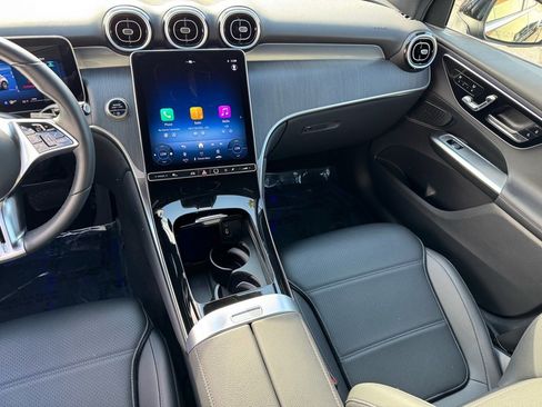 Certified 2025 Mercedes-Benz GLC 300 GLC 300 image 18