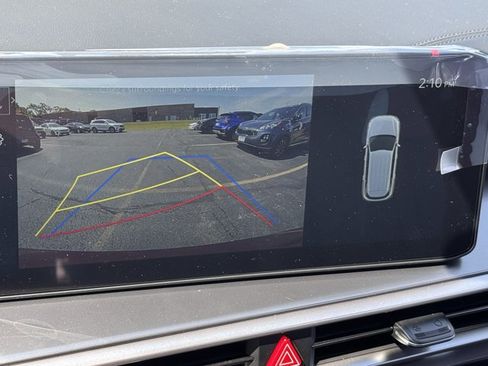 New 2025 Kia Sorento S image 16