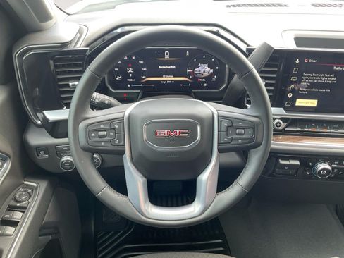 Certified 2026 GMC Sierra 1500 Elevation AWD/4WD image 12