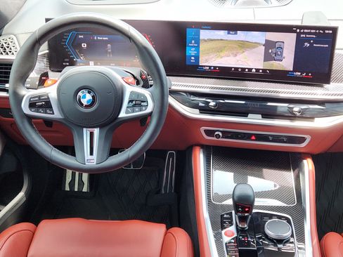 Used 2025 BMW X5 M Competition w/ Executive Package AWD/4WD image 25