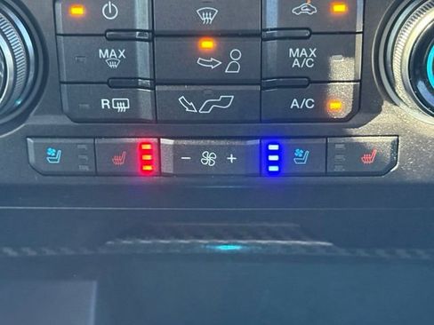 Used 2019 Ford F150 Raptor w/ Equipment Group 802A Luxury AWD/4WD image 28