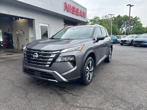 Used 2026 Nissan Rogue SL AWD/4WD image 5