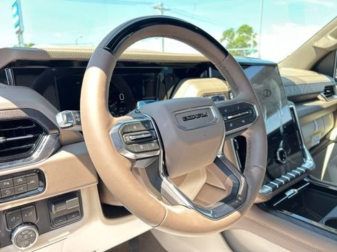 New 2026 GMC Yukon Denali w/ Advanced Technology Package AWD/4WD image 39