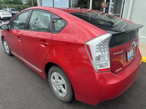 Used 2011 Toyota Prius Two FWD image 3