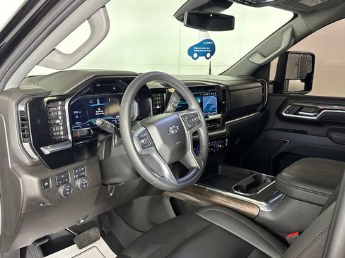 Certified 2025 Chevrolet Silverado 2500 LT w/ Trail Boss Package AWD/4WD image 10