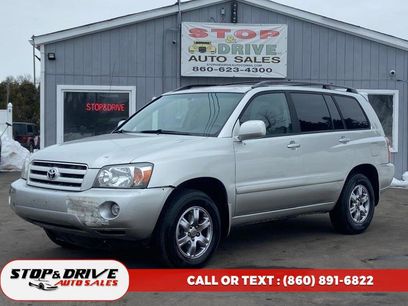 Used 2005 Toyota Highlander 4WD V6 w/ 3rd Row